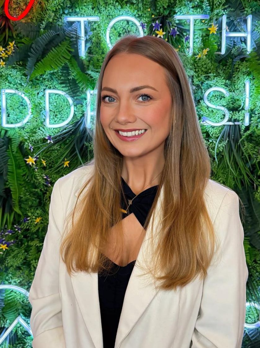 Rebecca Monro, Sales Negotiator 