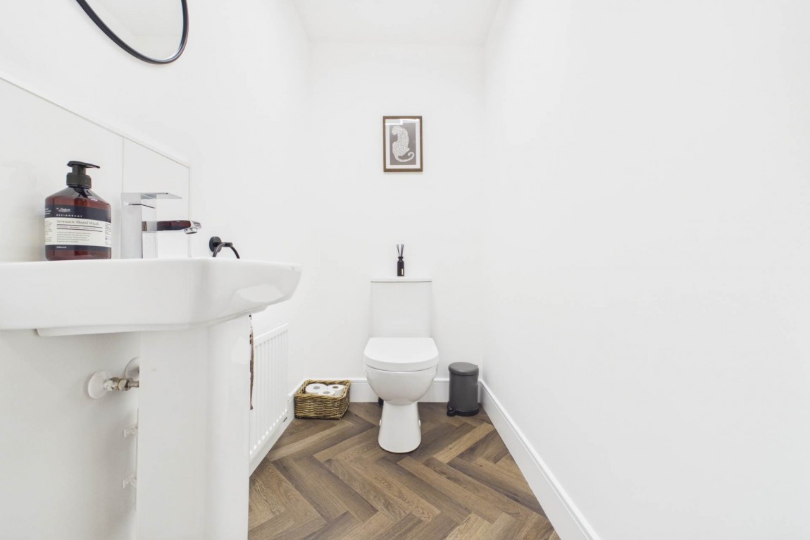 Images for Skylark Wynd, Motherwell