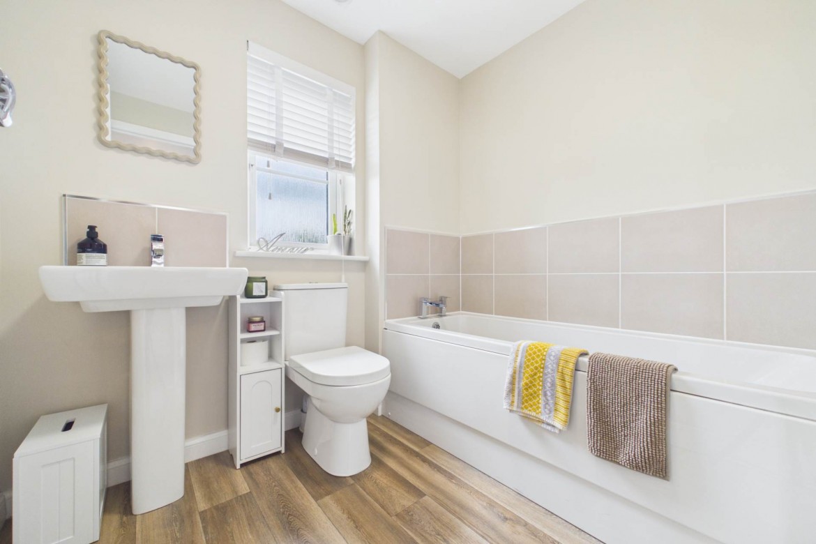 Images for Skylark Wynd, Motherwell