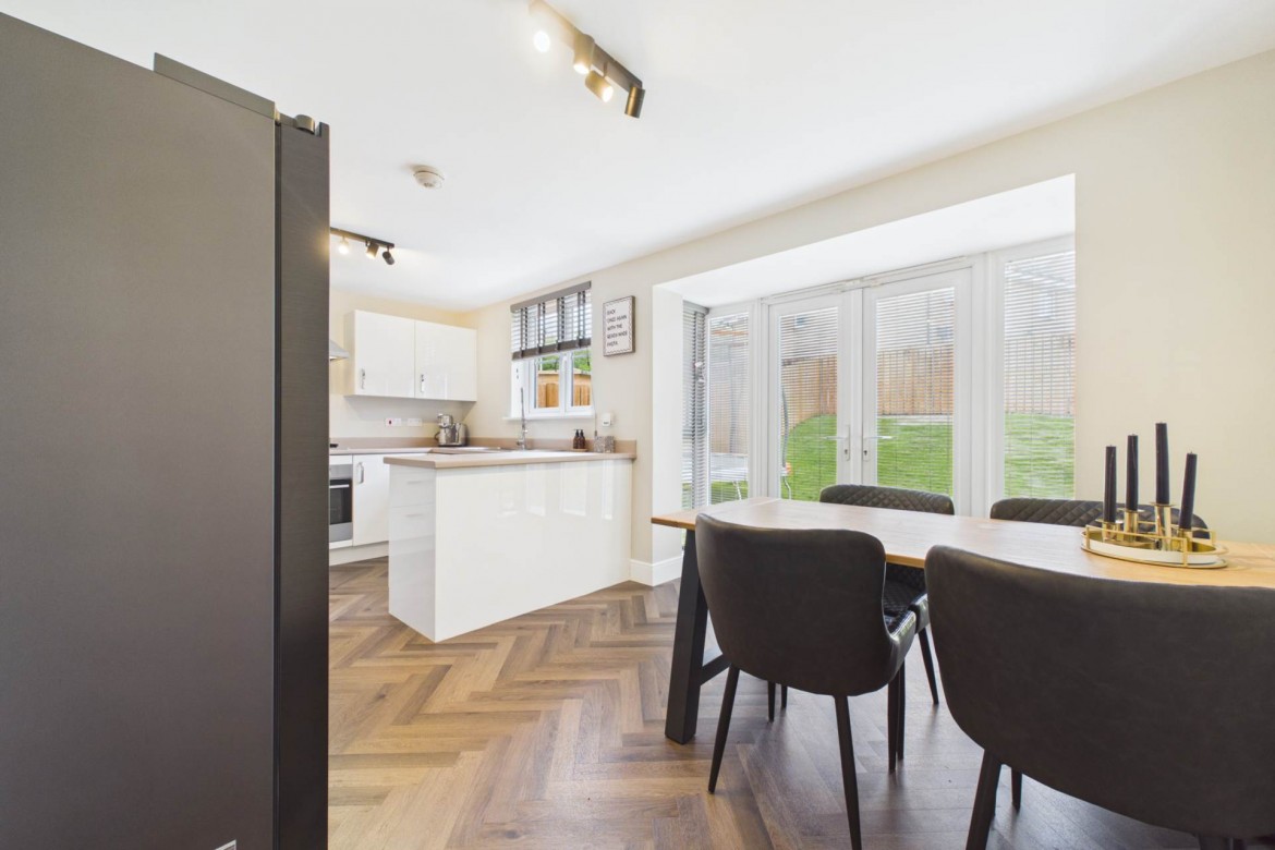 Images for Skylark Wynd, Motherwell