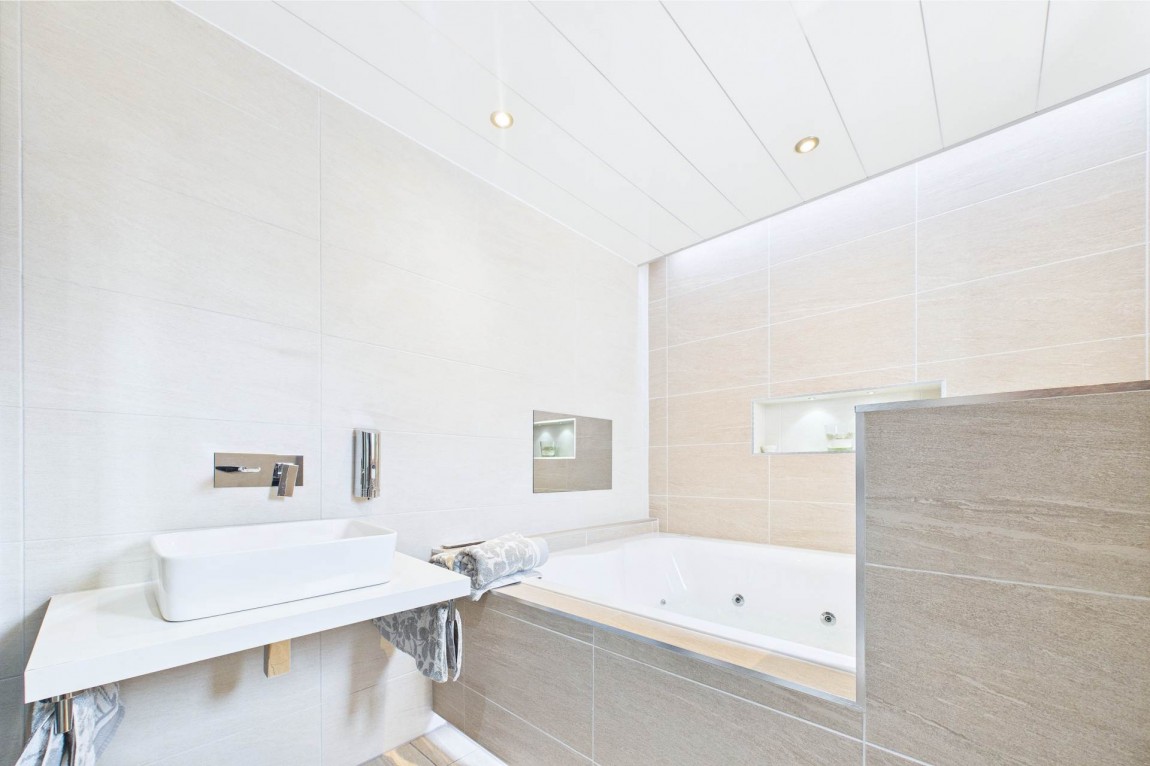 Images for Silver Firs, Newarthill, Motherwell
