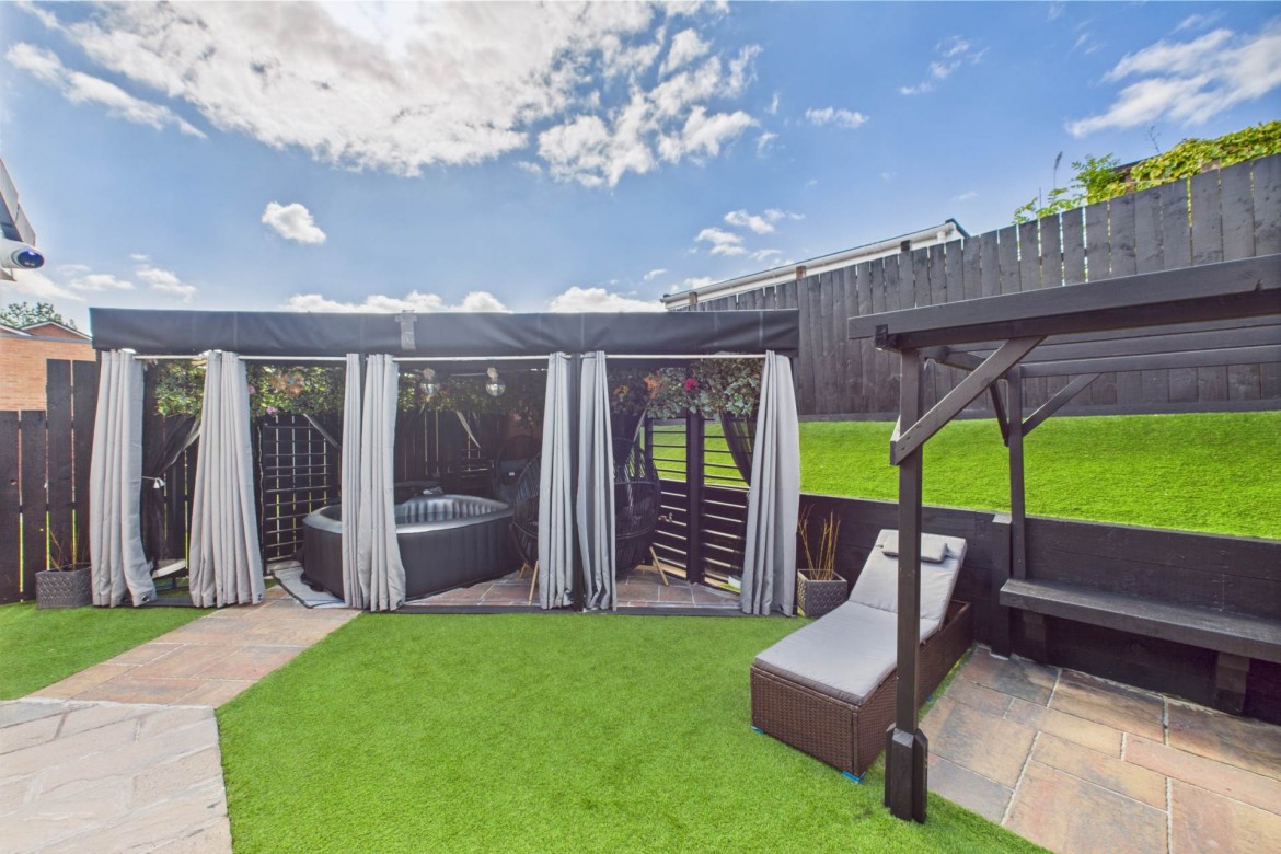 Images for Silver Firs, Newarthill, Motherwell