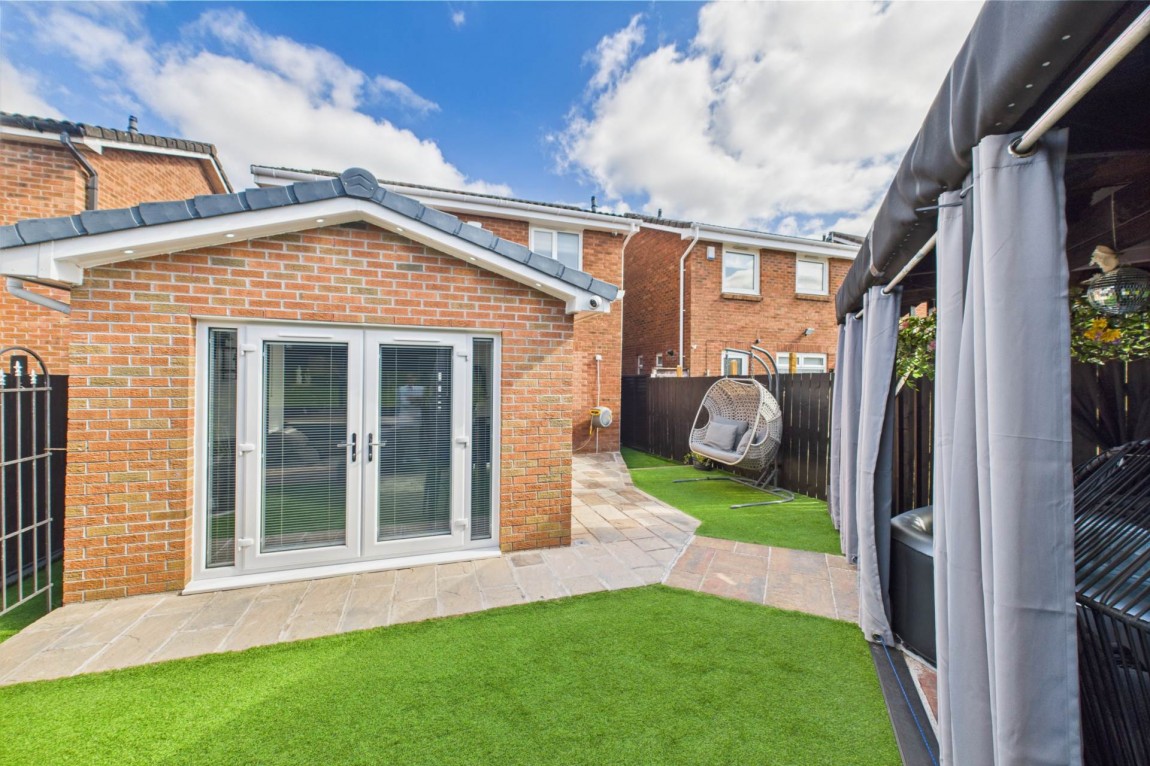Images for Silver Firs, Newarthill, Motherwell