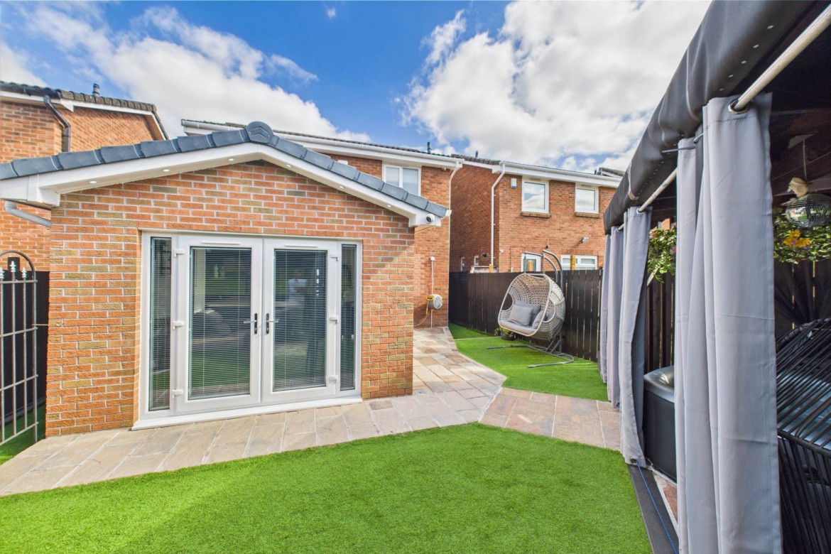 Images for Silver Firs, Newarthill, Motherwell