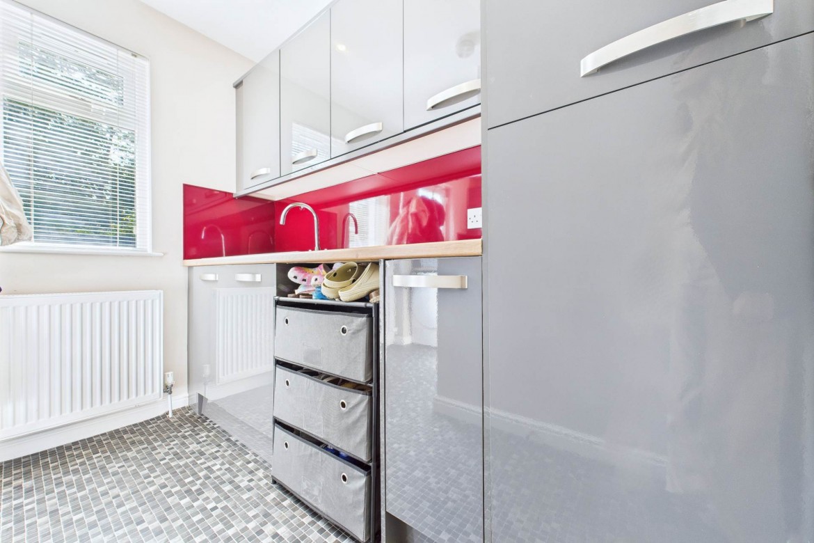 Images for 28 Macdairmid Drive,Hamilton