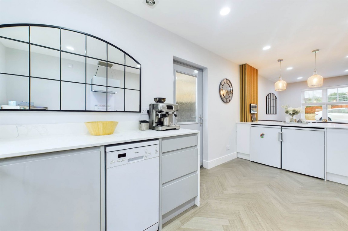 Images for Springbank Crescent, Motherwell