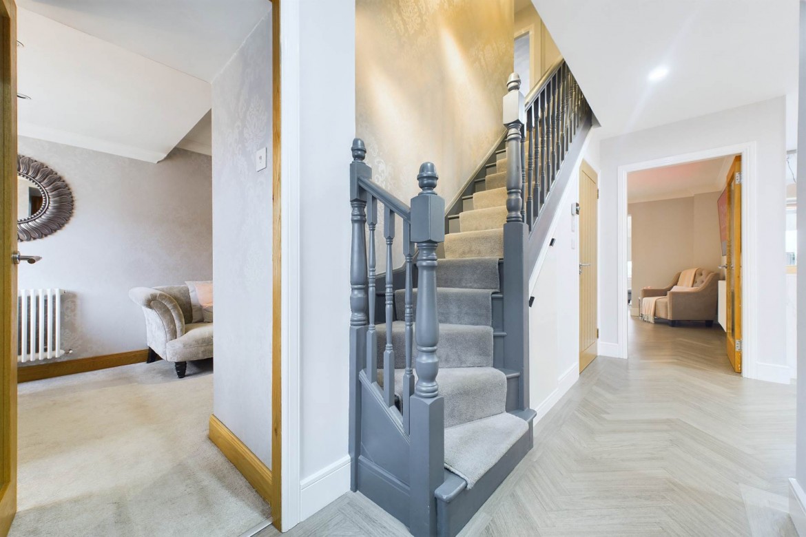 Images for Springbank Crescent, Motherwell