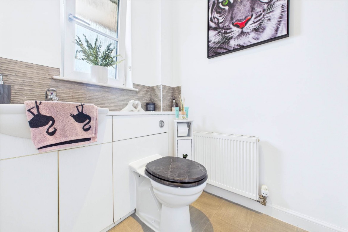 Images for Ferguson Crescent, Morningside, Newmains