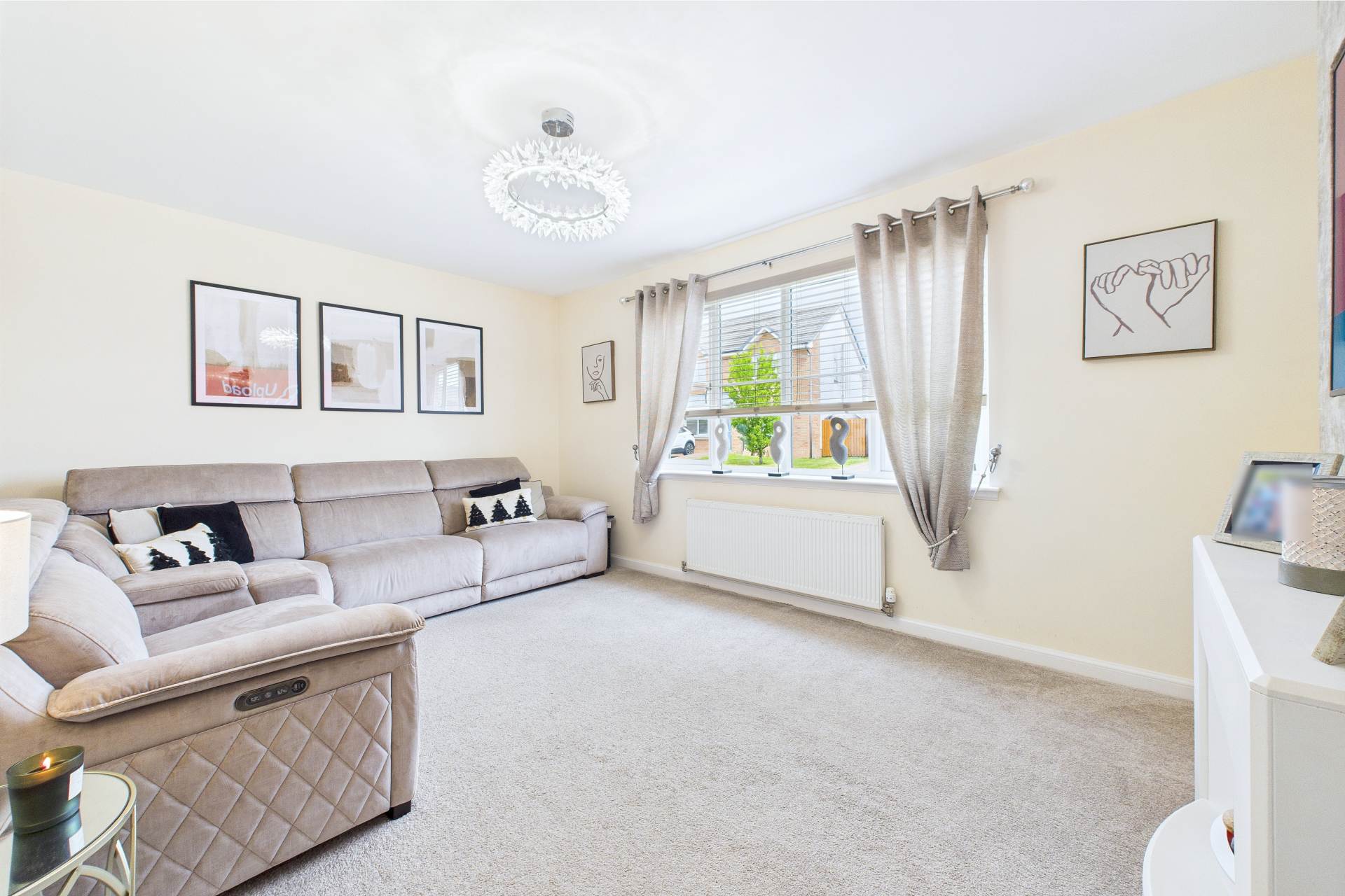 Ferguson Crescent, Morningside, Newmains