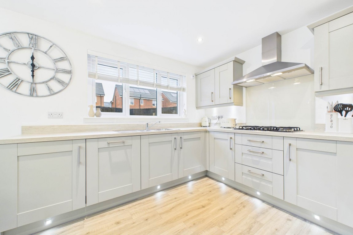 Images for McIntosh Gardens, Carluke