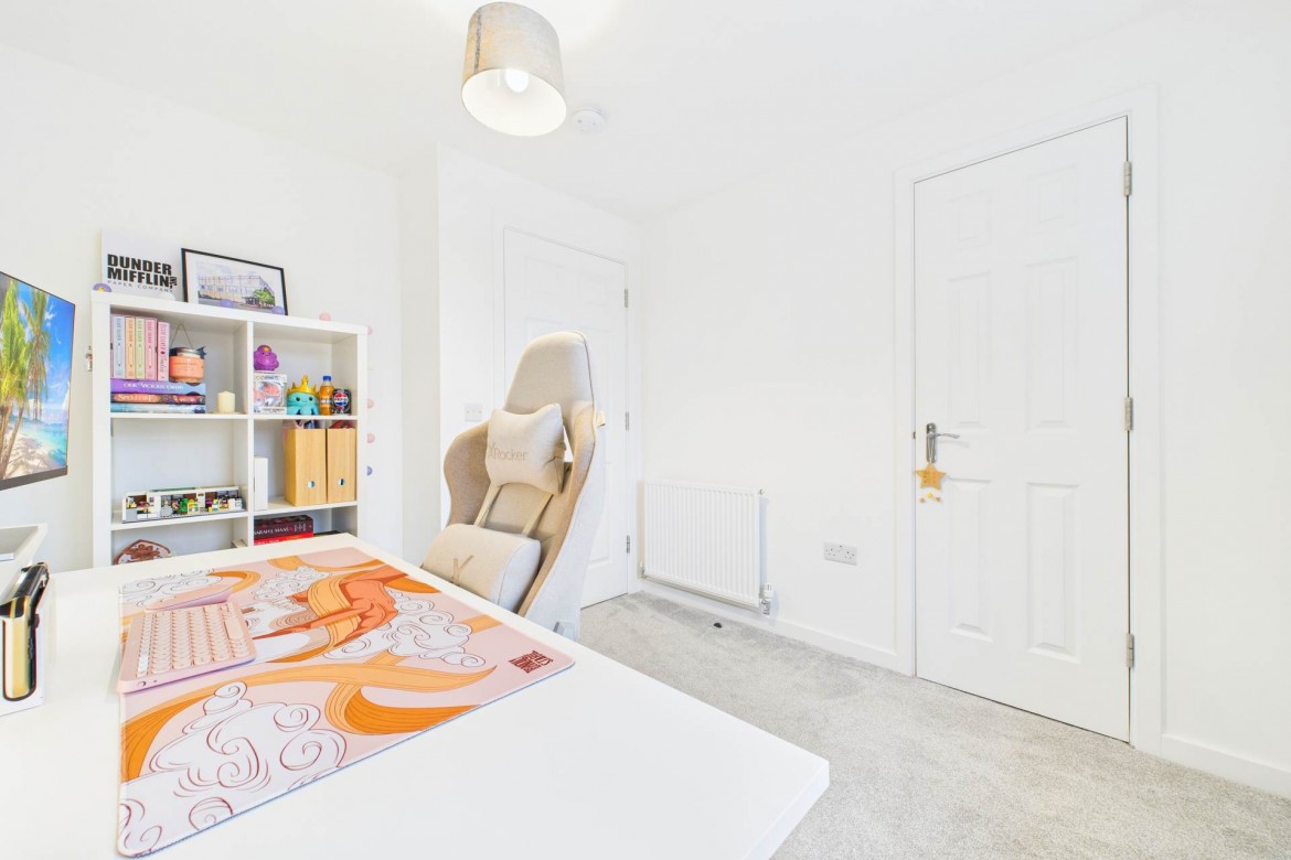 Images for McIntosh Gardens, Carluke