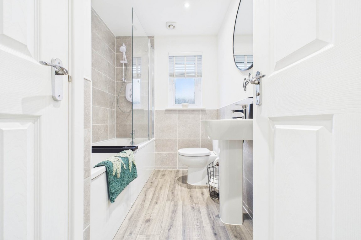 Images for McIntosh Gardens, Carluke