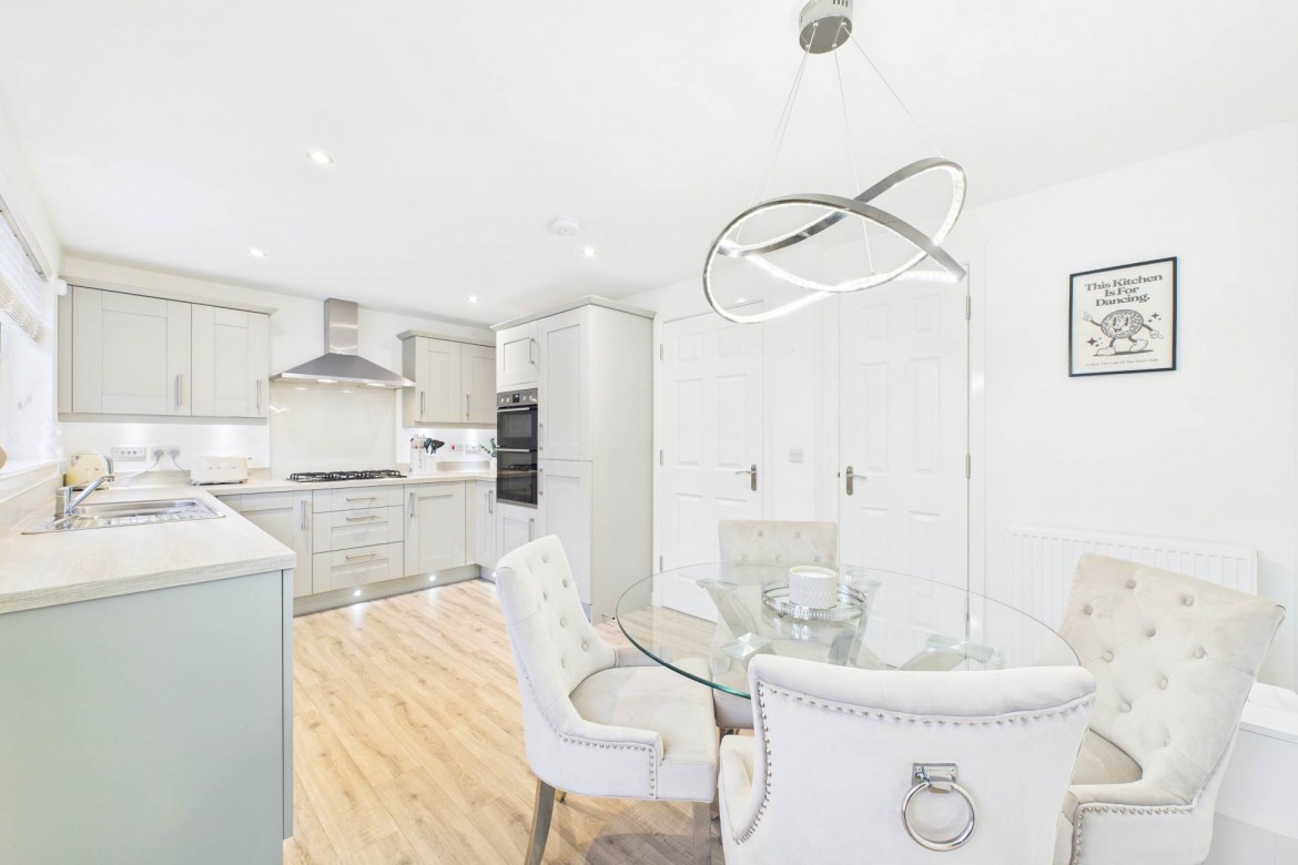 Images for McIntosh Gardens, Carluke