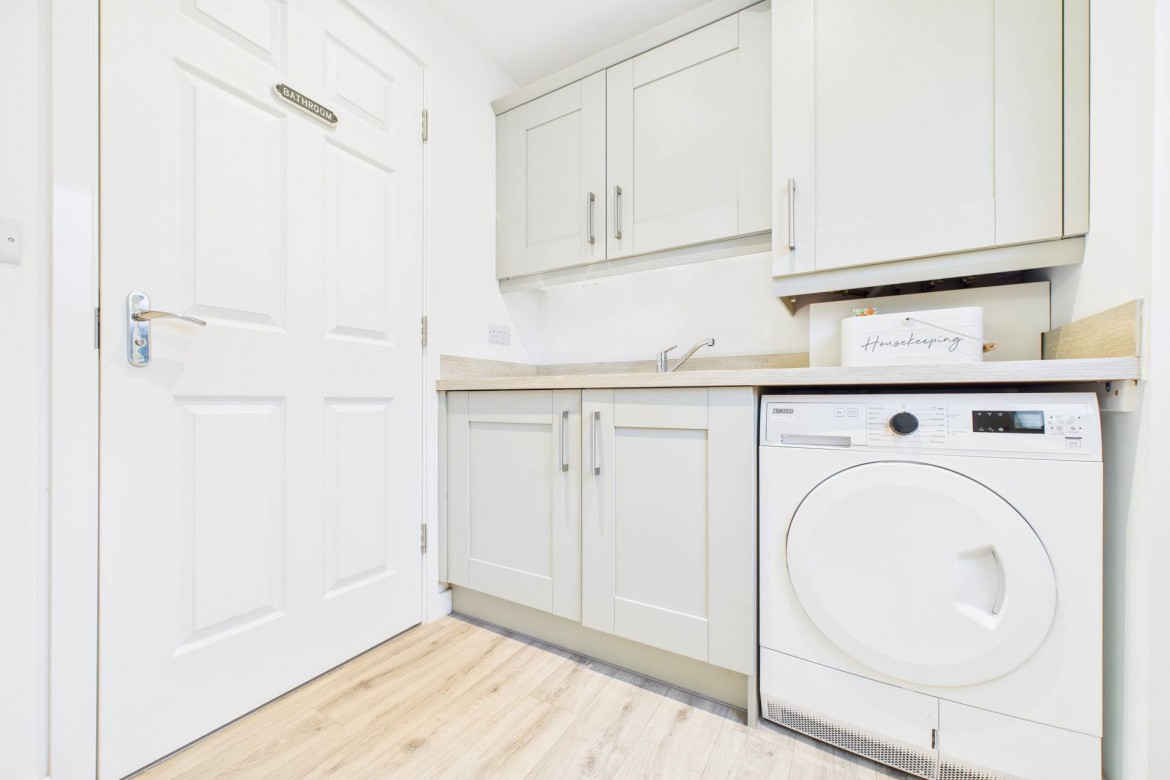 Images for McIntosh Gardens, Carluke