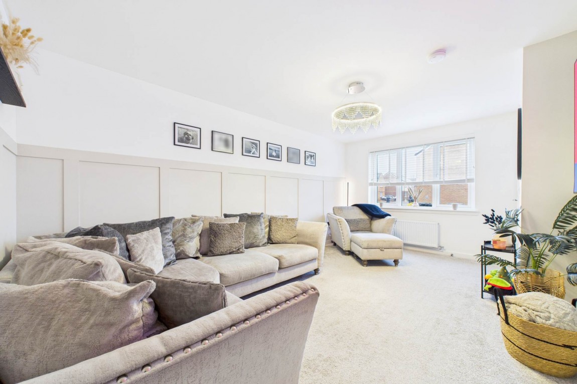 Images for McIntosh Gardens, Carluke