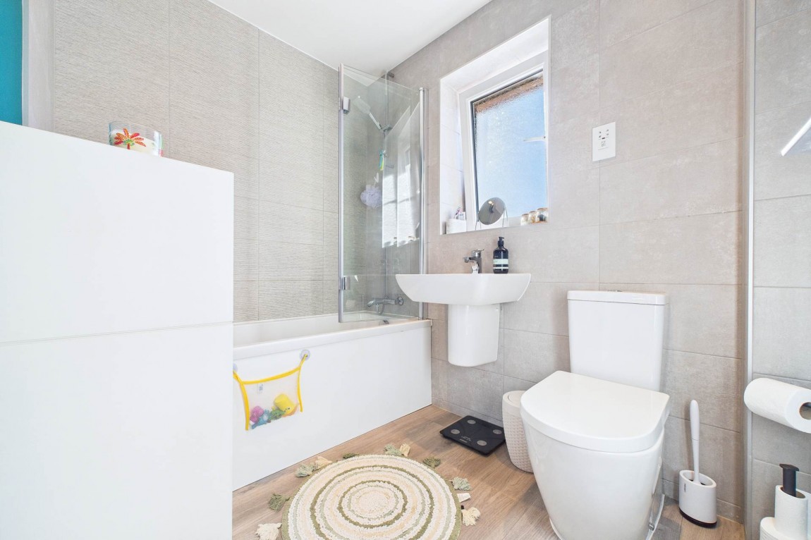 Images for Lady Nancy Crescent, Blantyre