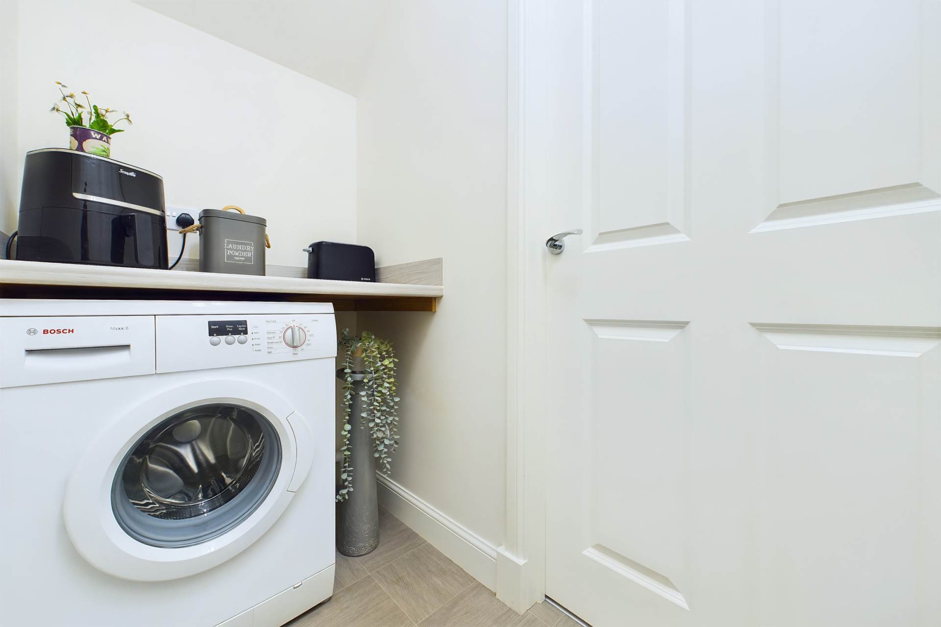 Thornhill Gardens, Motherwell