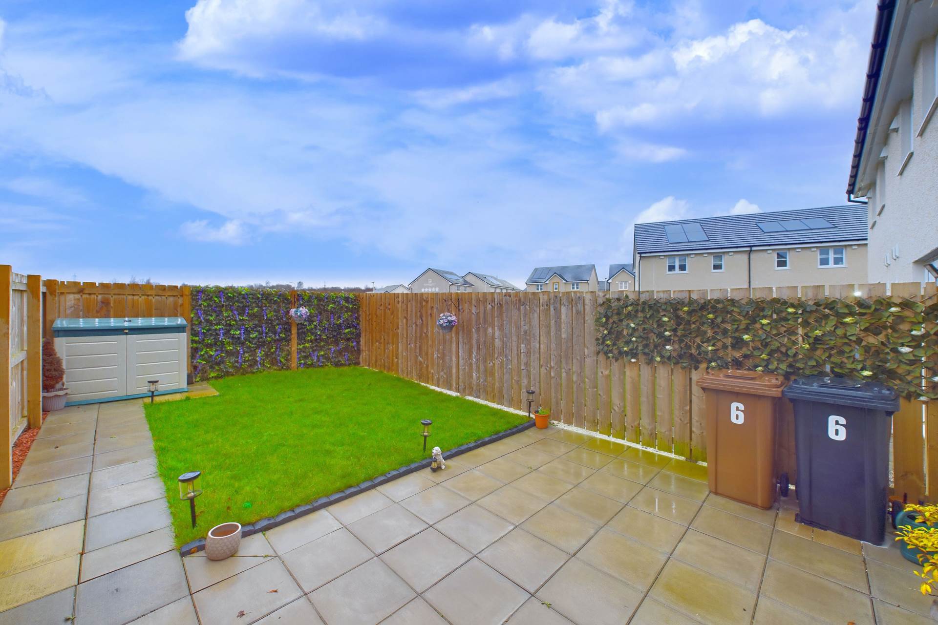 Thornhill Gardens, Motherwell