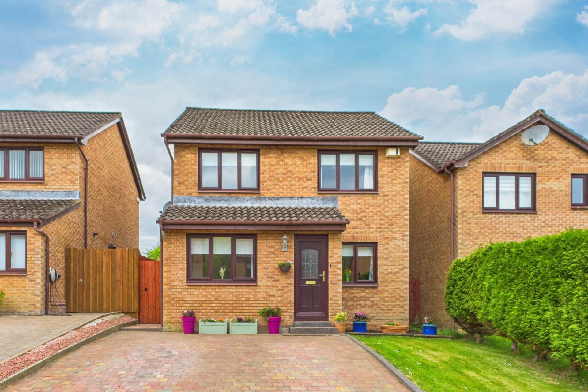 Ewing Court, Hamilton