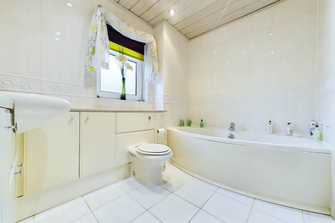 Images for Thorniewood Gardens, Uddingston, Glasgow