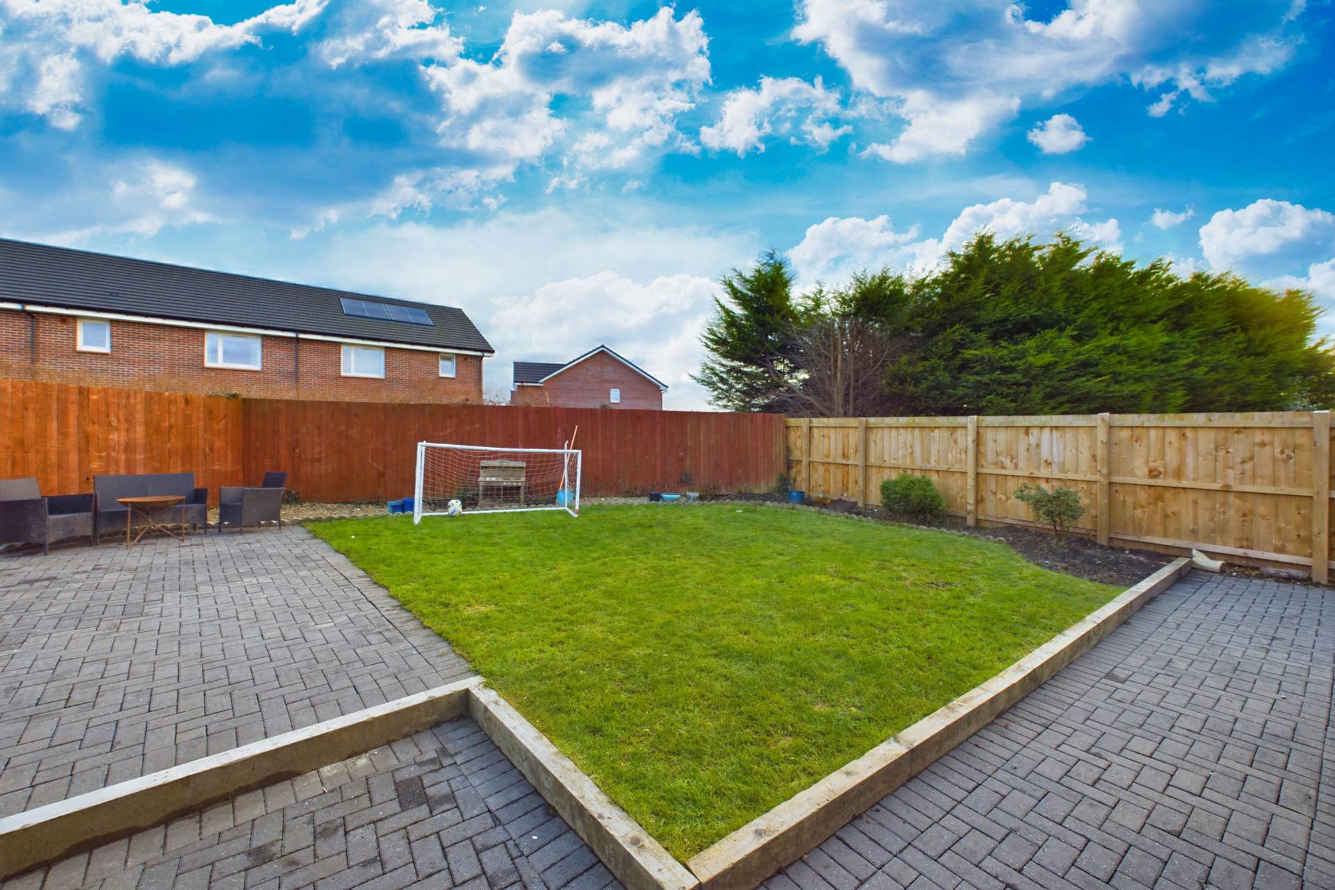Cameronian Place, Bellshill