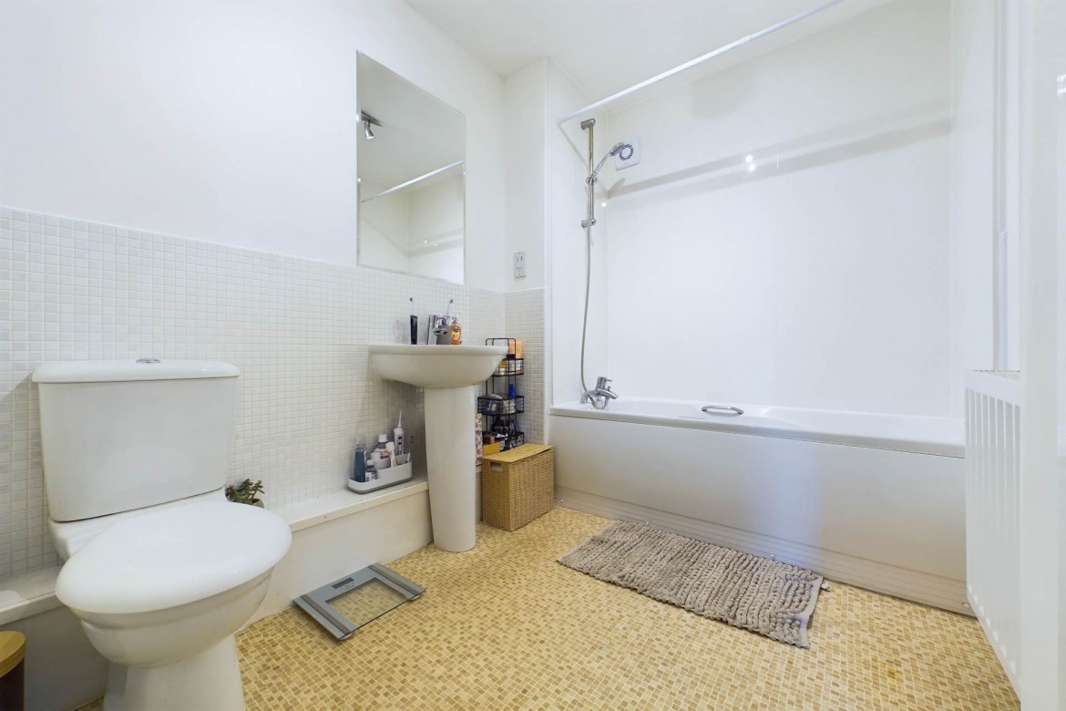 Images for Roxburgh Court, Motherwell