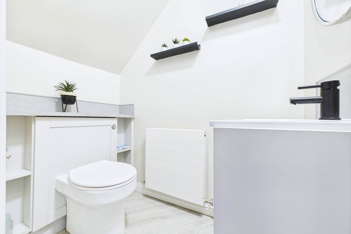 Images for Highwood Gardens, Bellshill