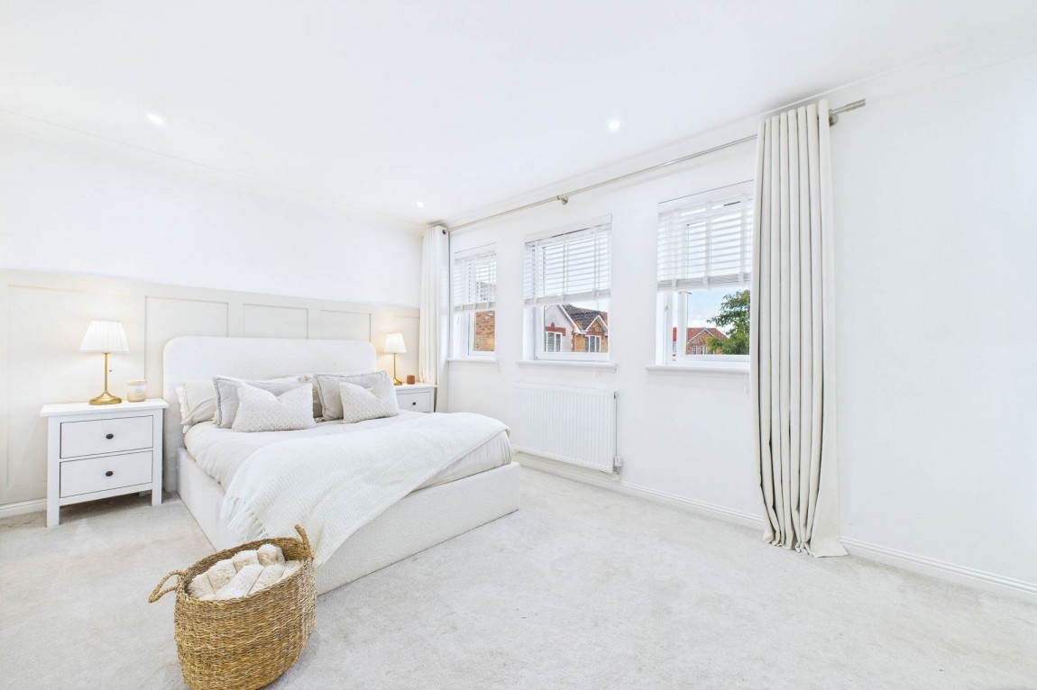 Images for Highwood Gardens, Bellshill