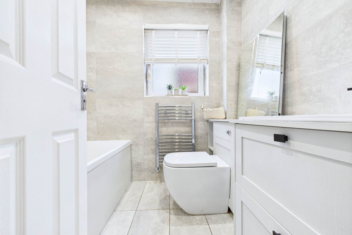 Images for Highwood Gardens, Bellshill