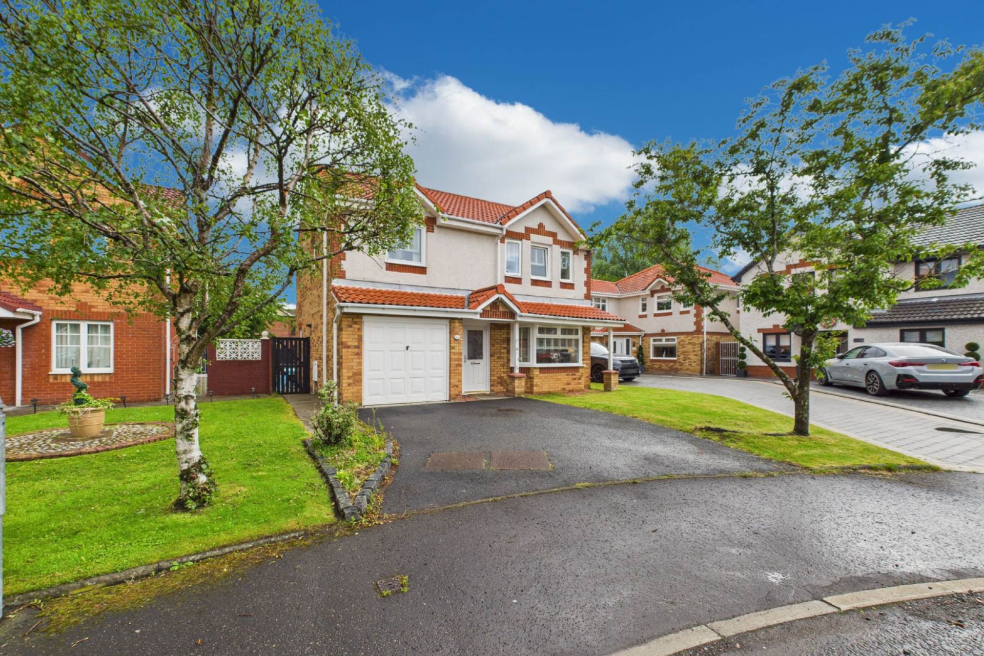 Highwood Gardens, Bellshill