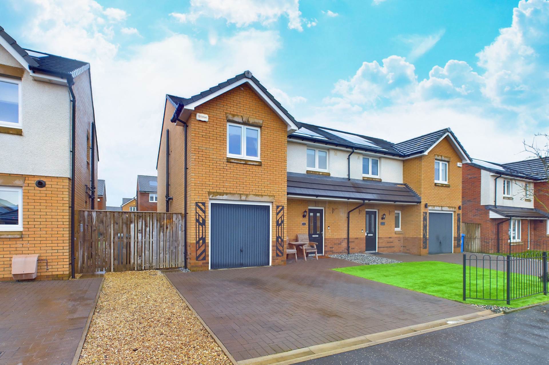 Westoe Path, Auldhouse, East Kilbride