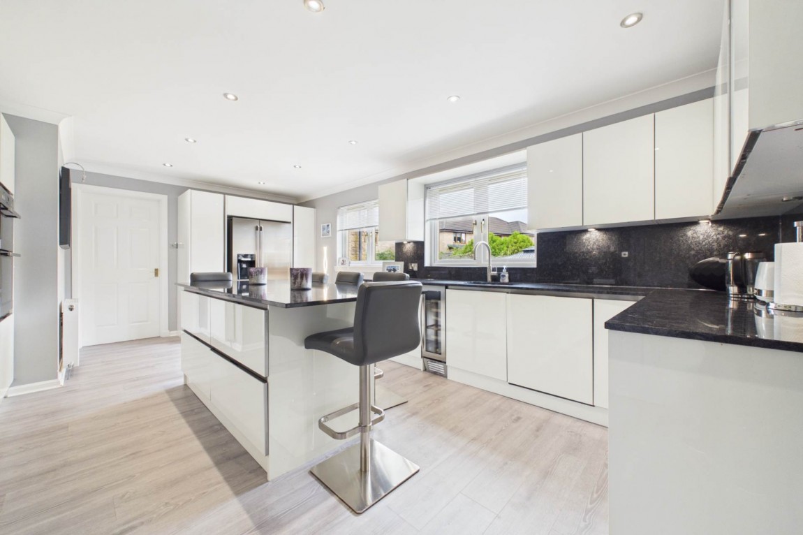 Images for North And South Road, Bellside, Cleland