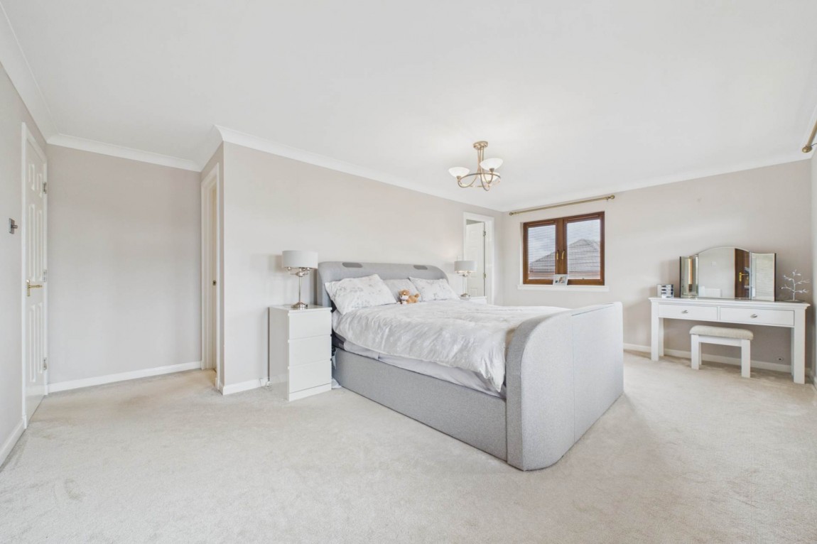 Images for North And South Road, Bellside, Cleland