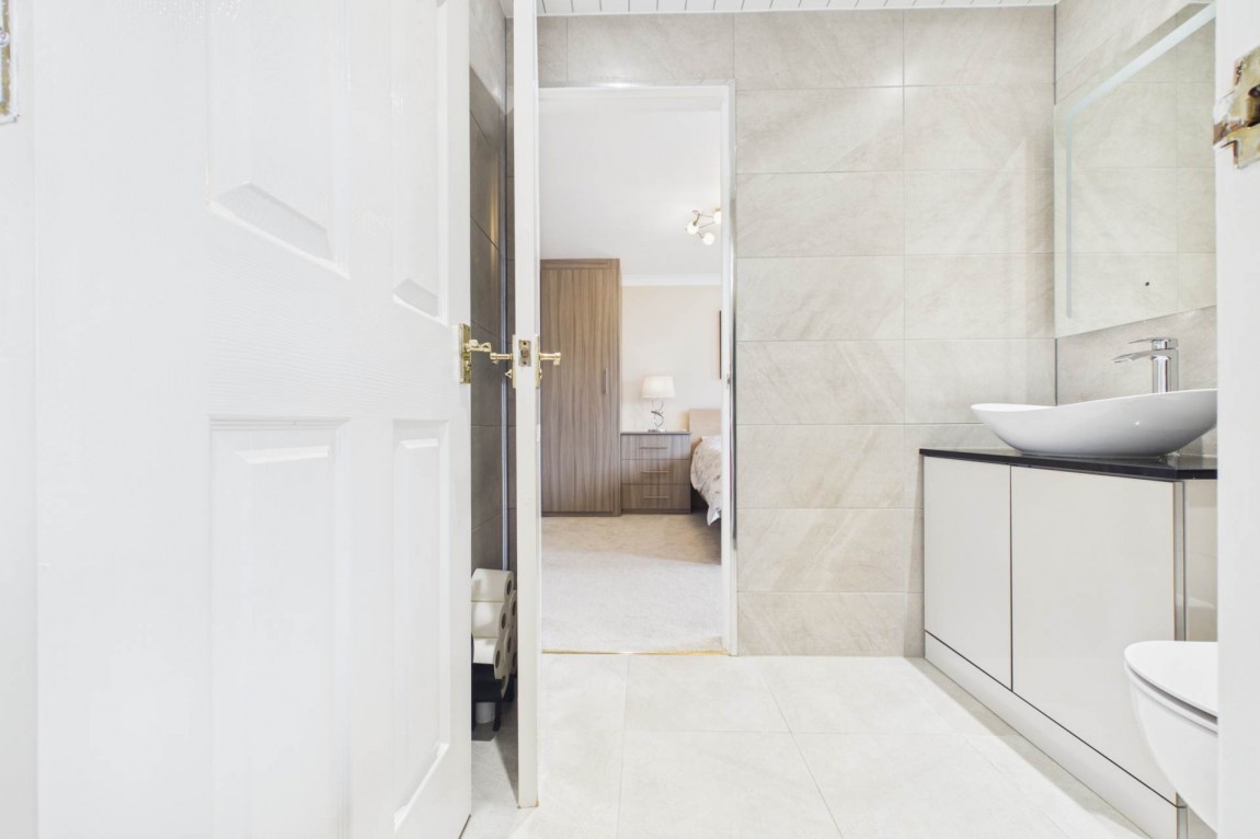 Images for North And South Road, Bellside, Cleland