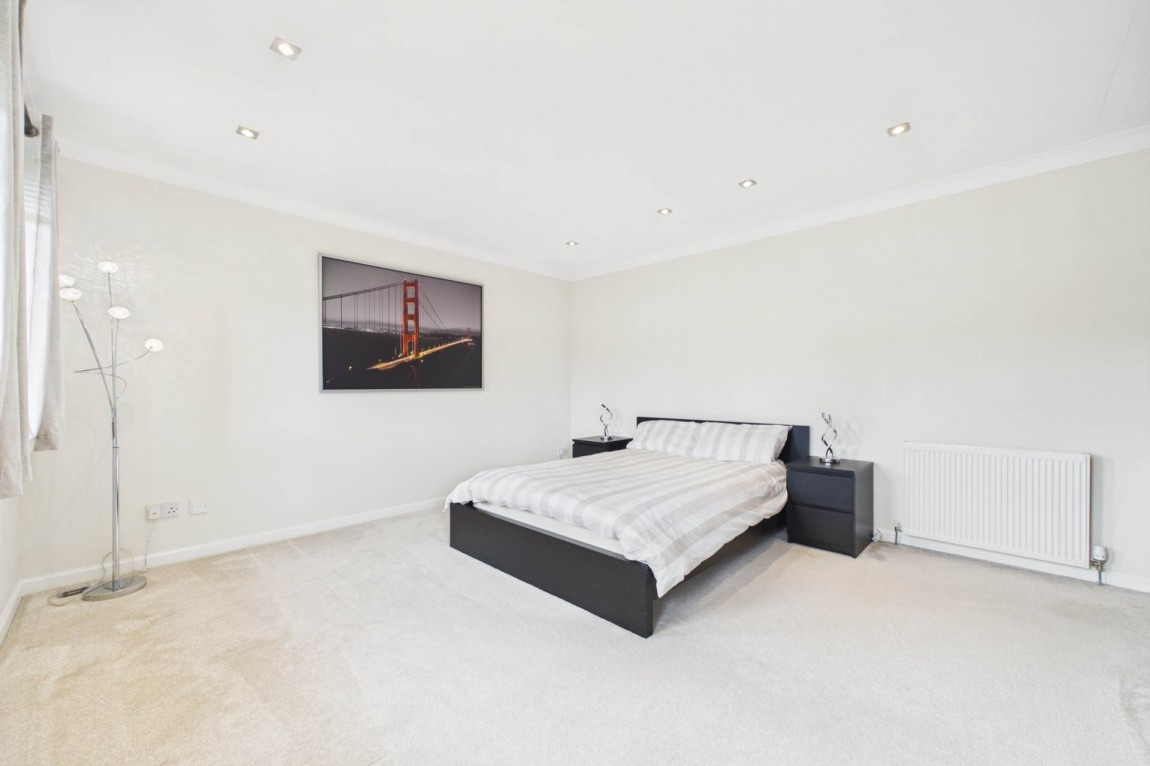 Images for North And South Road, Bellside, Cleland