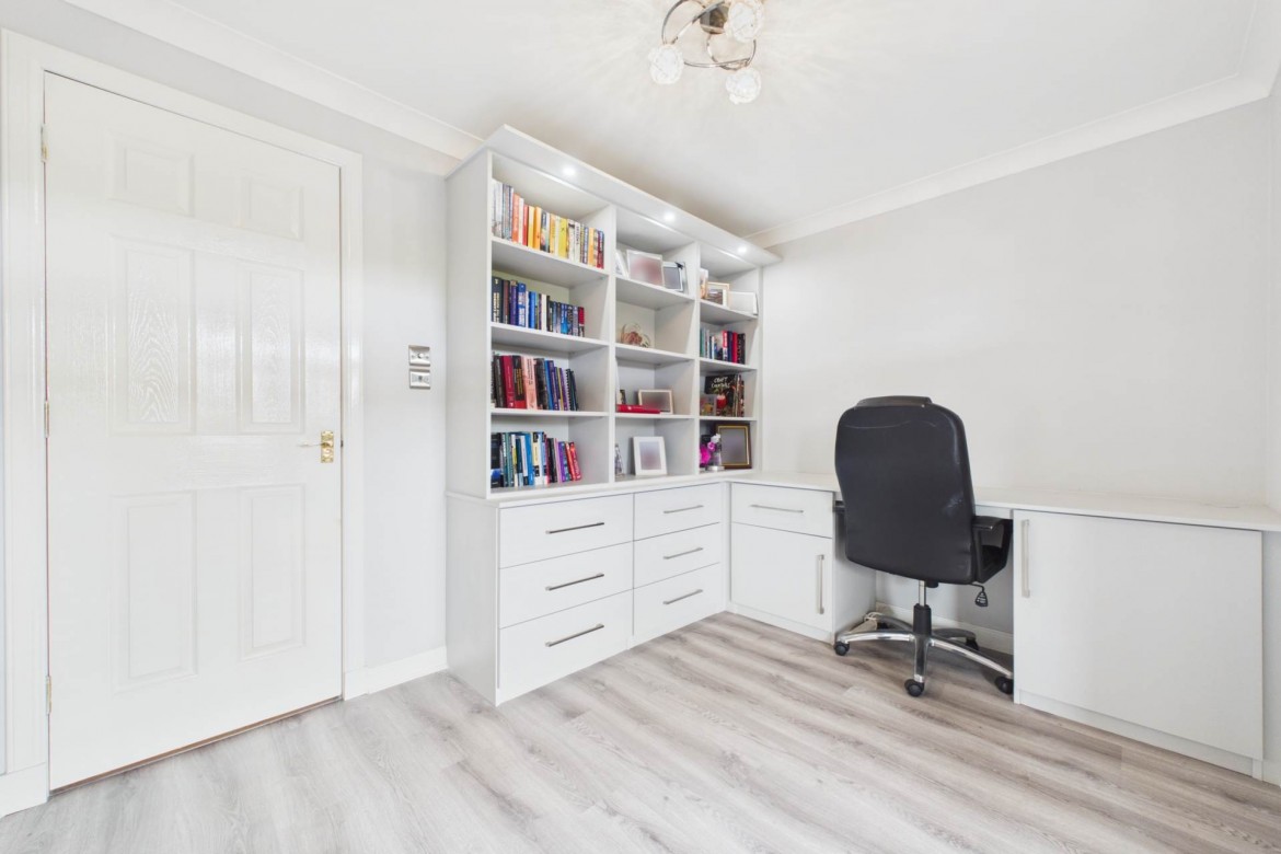 Images for North And South Road, Bellside, Cleland
