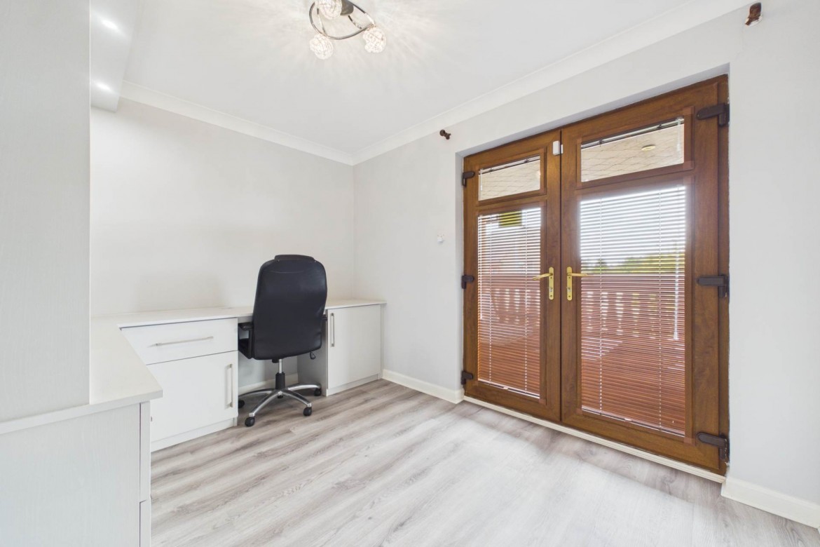 Images for North And South Road, Bellside, Cleland