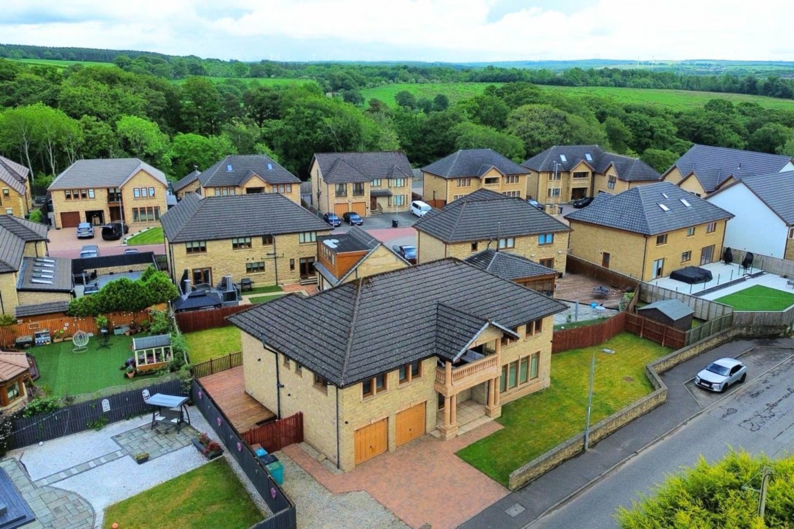 Images for North And South Road, Bellside, Cleland