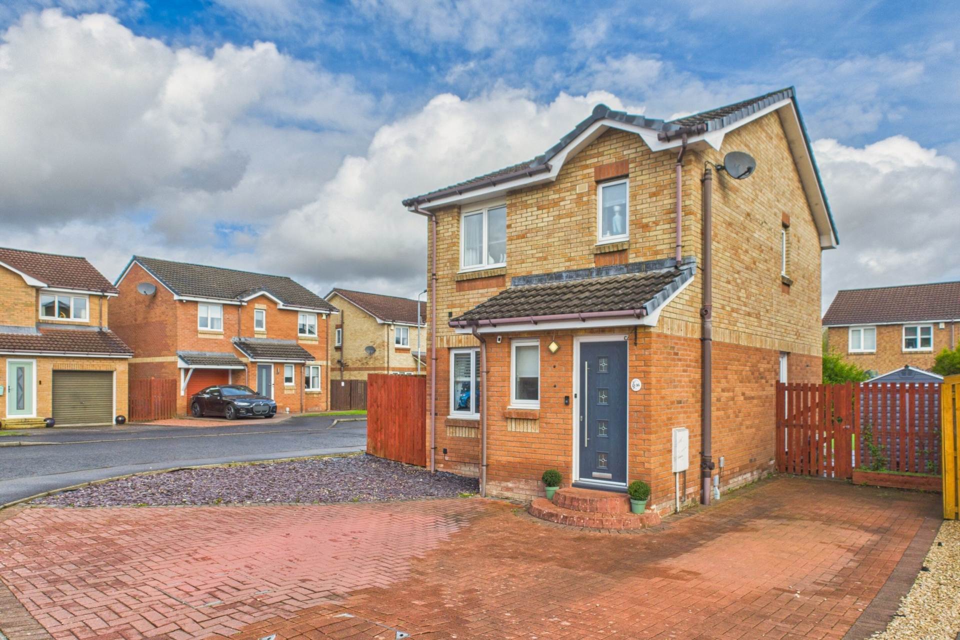 Marius Crescent, Motherwell