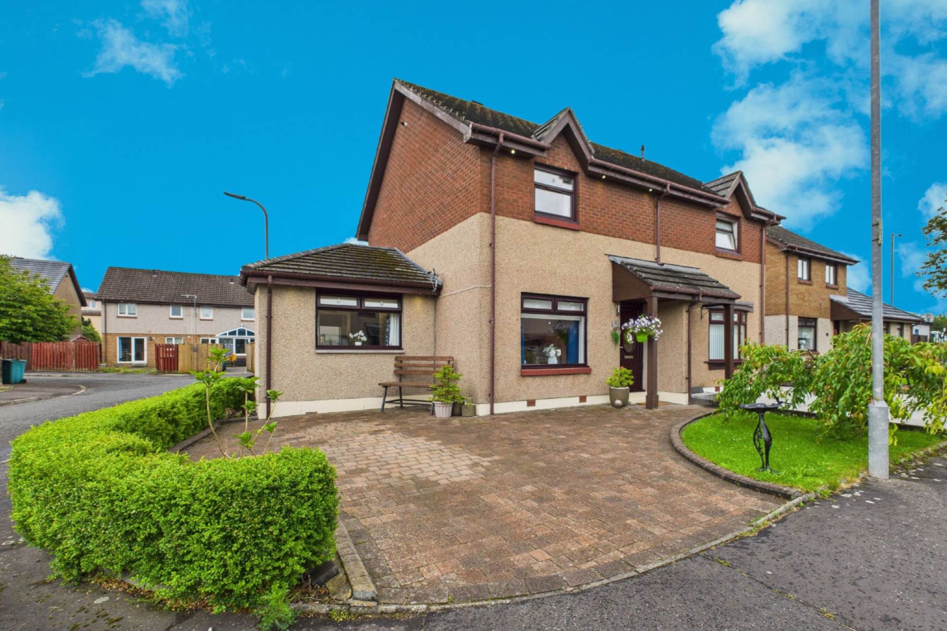 Redwing Gardens, Wishaw