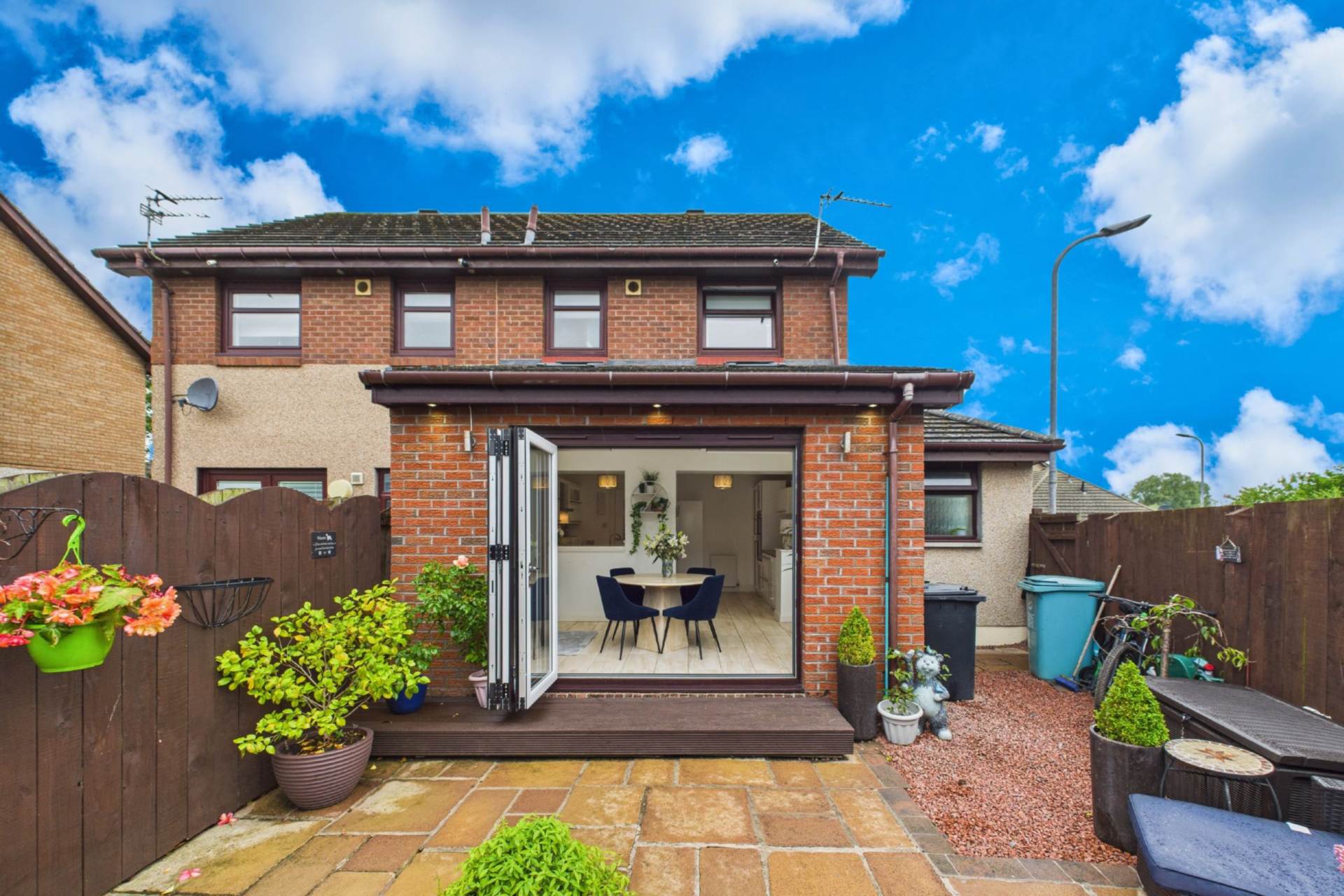 Redwing Gardens, Wishaw