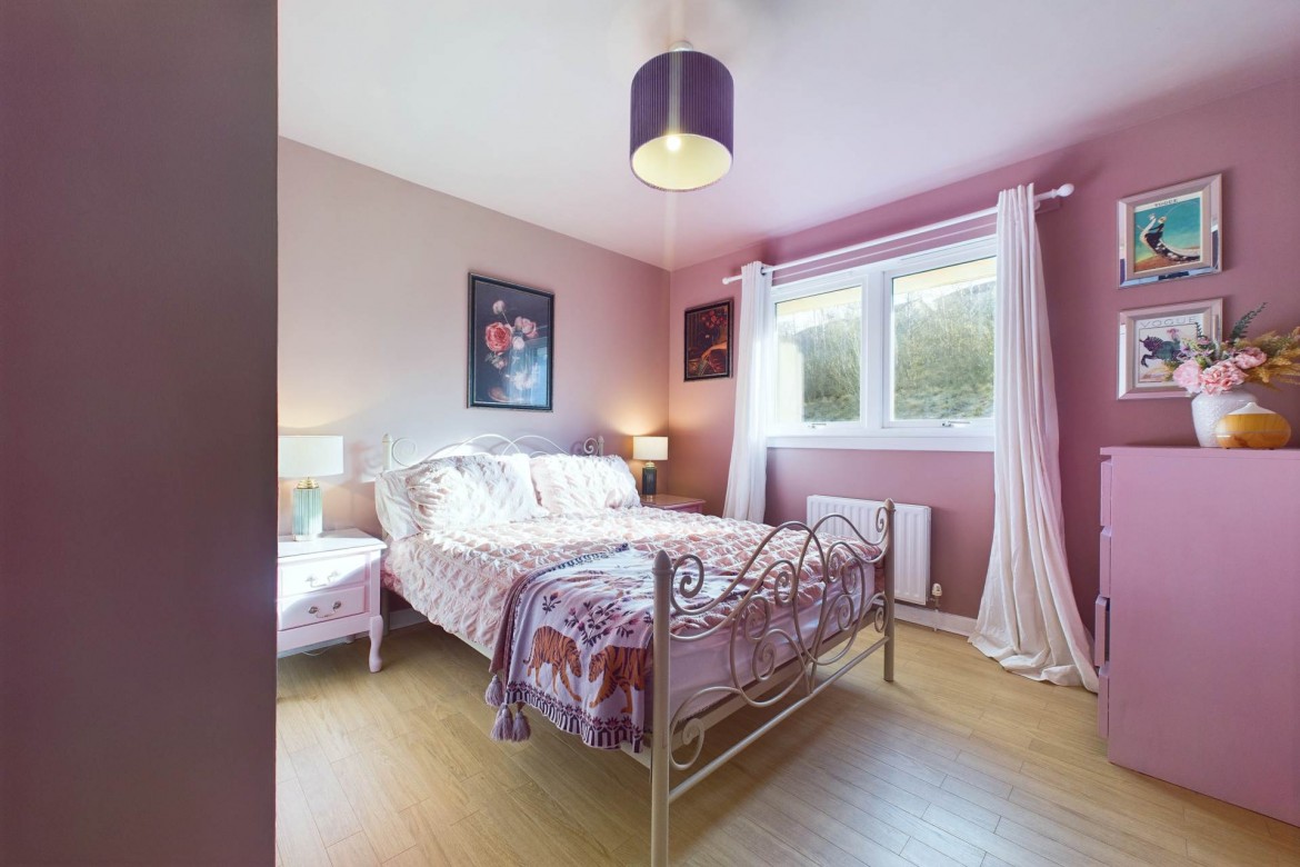 Images for Craiglinn Gardens, Castlemilk