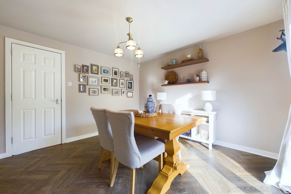 Images for Craiglinn Gardens, Castlemilk