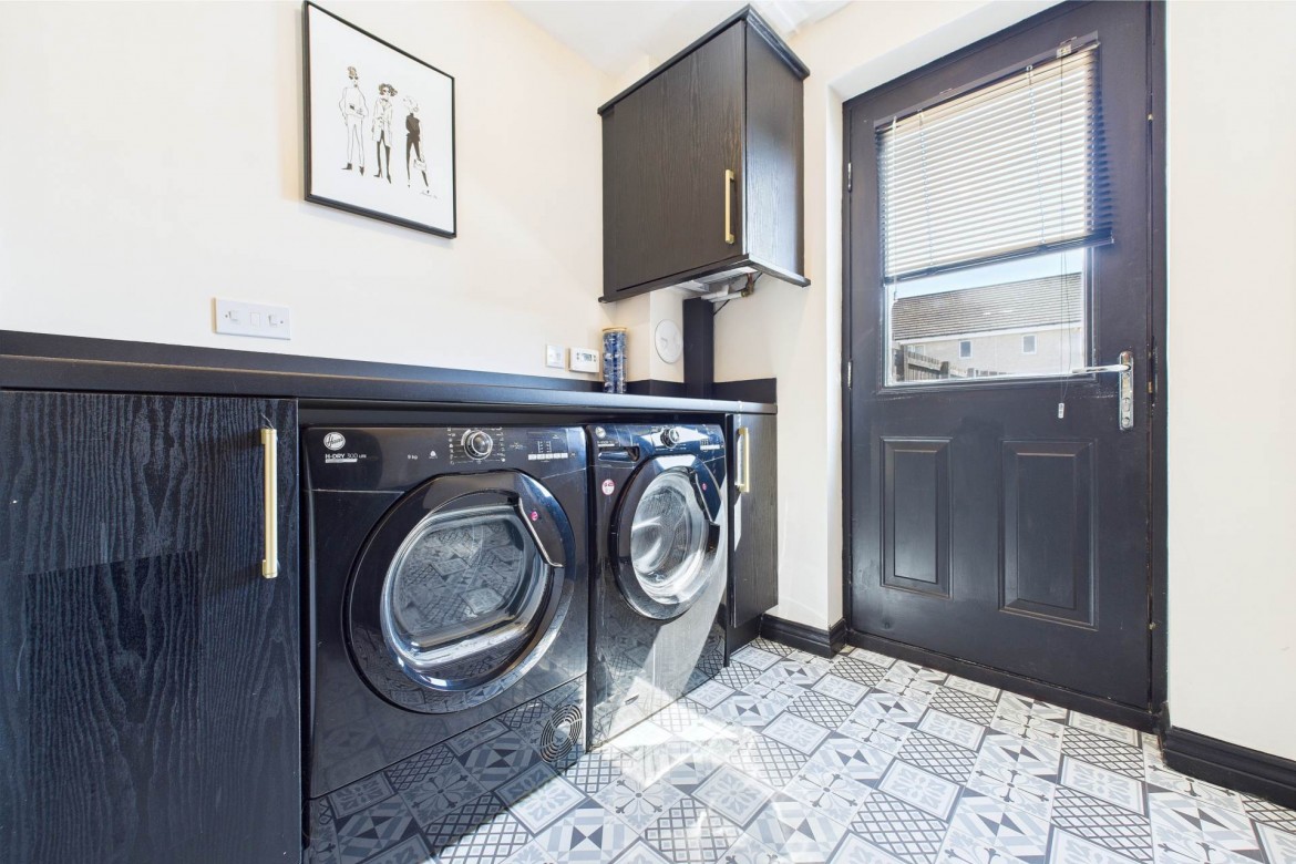 Images for Hoy Gardens, Motherwell