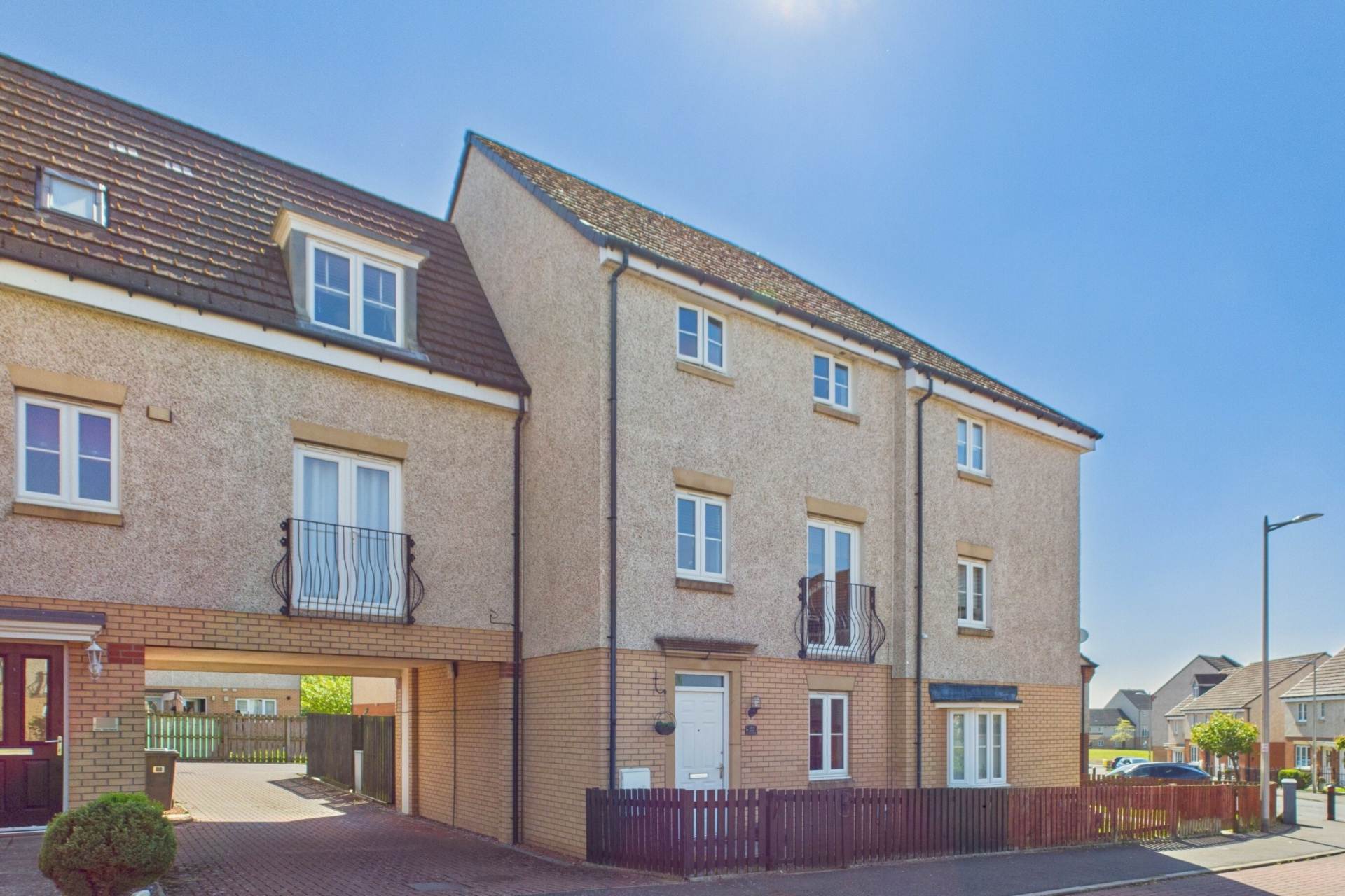 Hoy Gardens, Motherwell