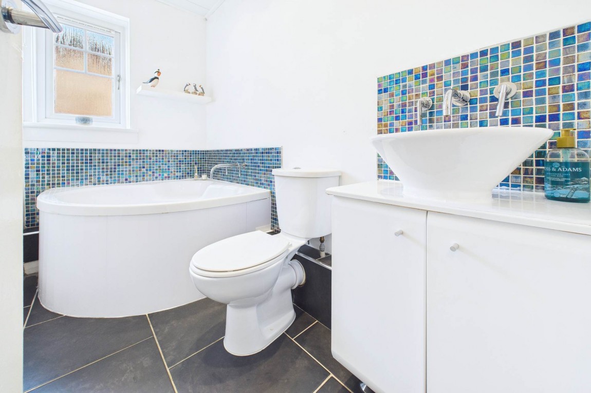 Images for Pine Lawn, Wishaw