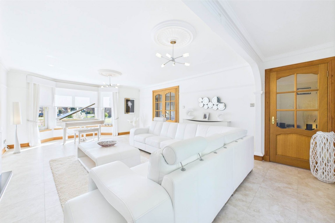 Images for Glen Isla Quadrant, Cleland, Motherwell