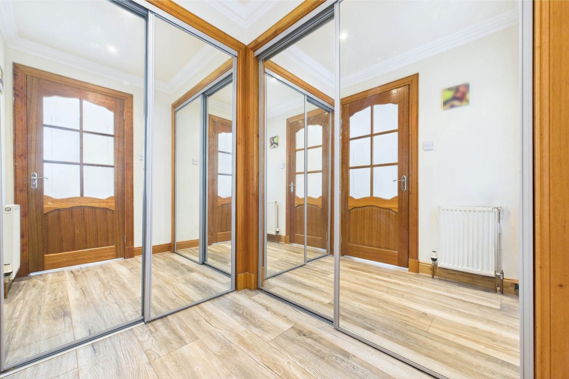 Images for Glen Isla Quadrant, Cleland, Motherwell