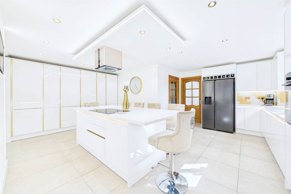Images for Glen Isla Quadrant, Cleland, Motherwell