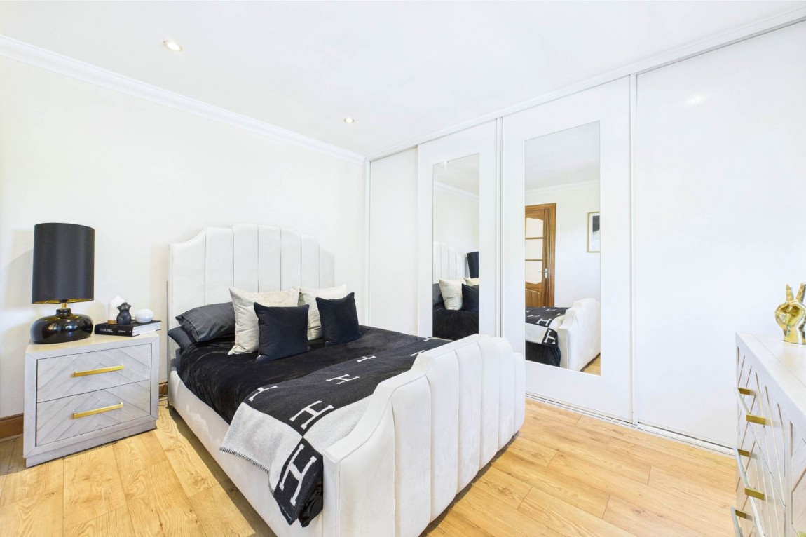 Images for Glen Isla Quadrant, Cleland, Motherwell